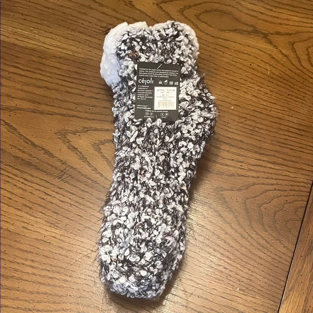 Cé Joli‎ Cozy Knit Sherpa Lined Lounge Socks, NWT